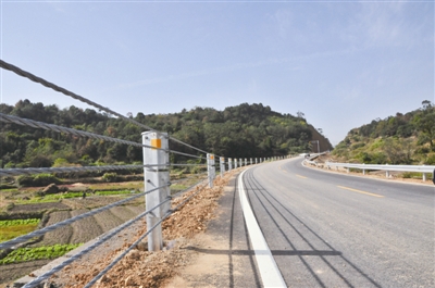 缆索护栏更适合景区道路护栏